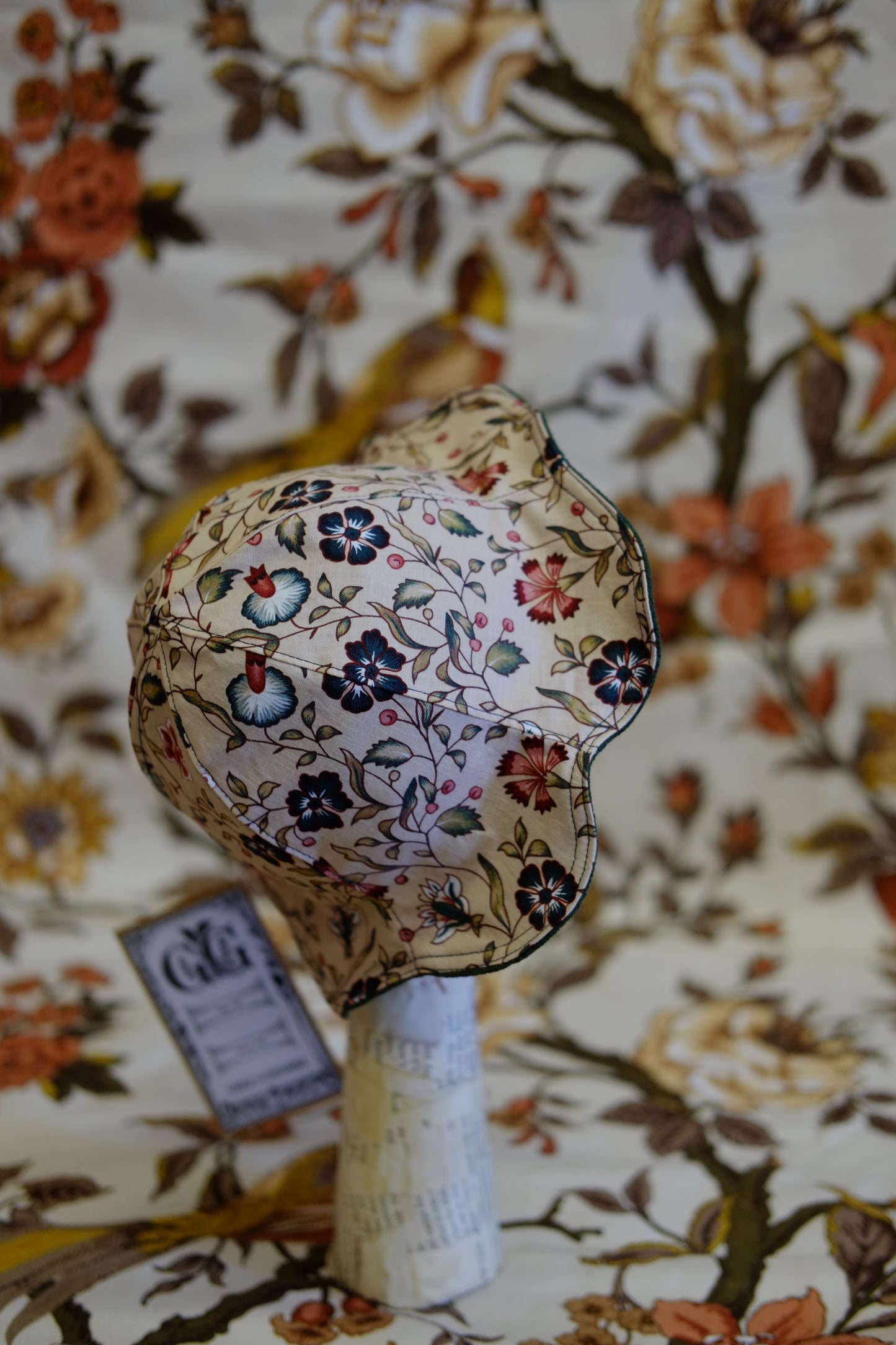 The Little Dutch Garden Hat